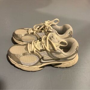 Nike Summit White/Smoke Grey/Blue Tint Sneakers